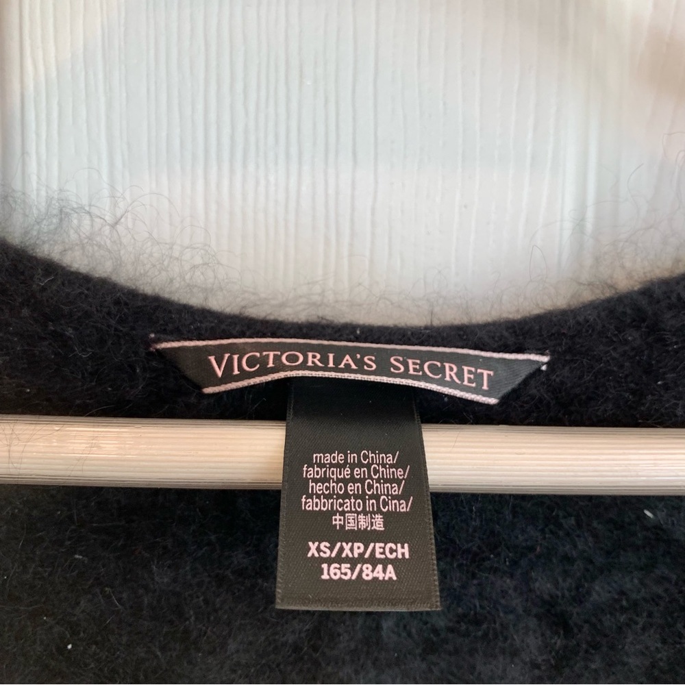 🖤 VS Cashmere Fuzzy Knit Black Cardigan Sweater - Picture 14 of 16